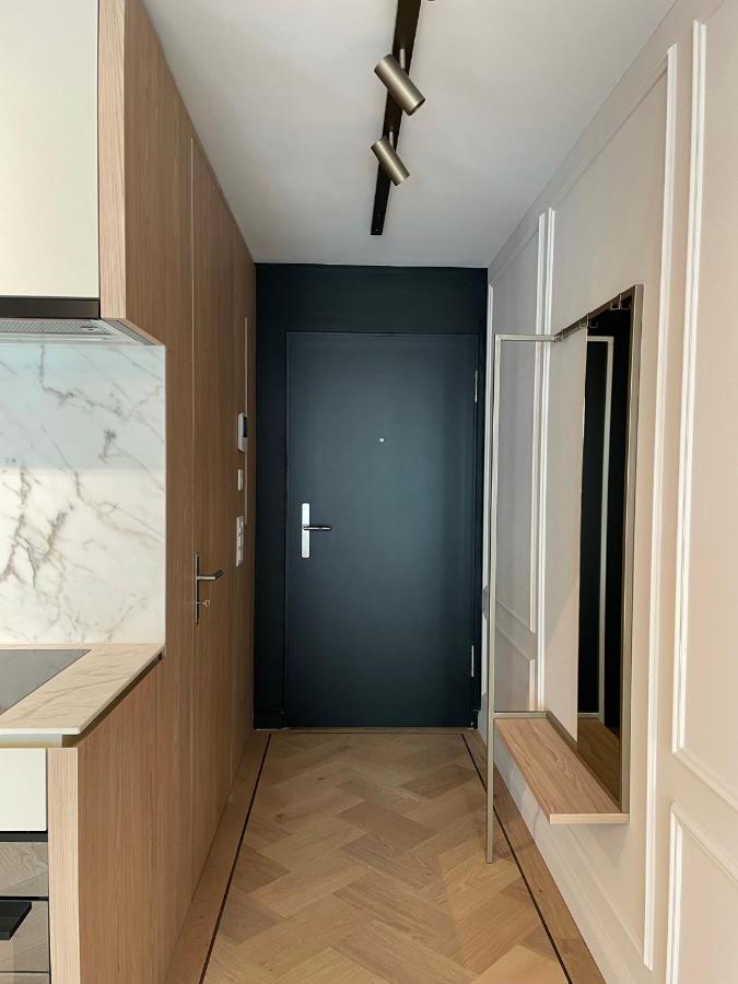 Badenerstrasse 250 Innenausbau Eingangspartie
